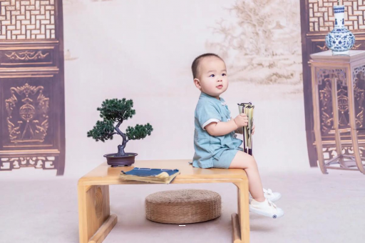 新乡孕妇尖肚子和圆肚子